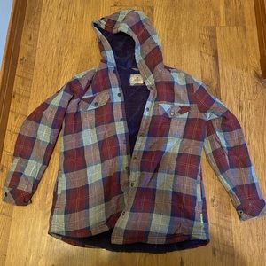 Wind River womens shacket with hood
